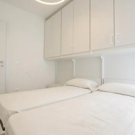 H10 - Immobiliare Lido di Jesolo